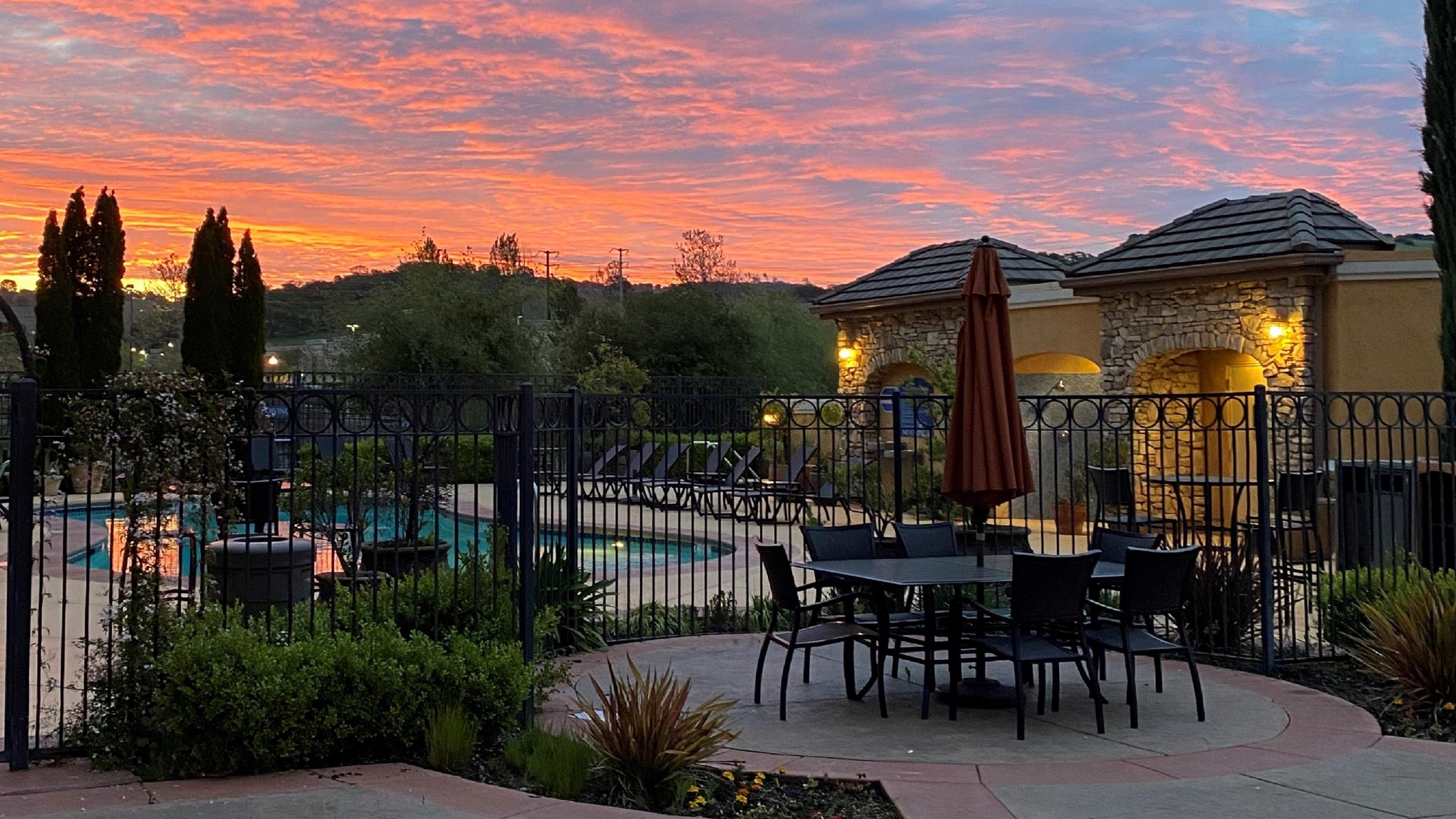 Holiday Inn Express Hotel & Suites El Dorado Hills By Ihg Екстериор снимка